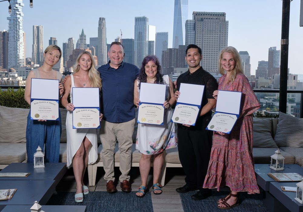 Reiki Graduation Photo (1)